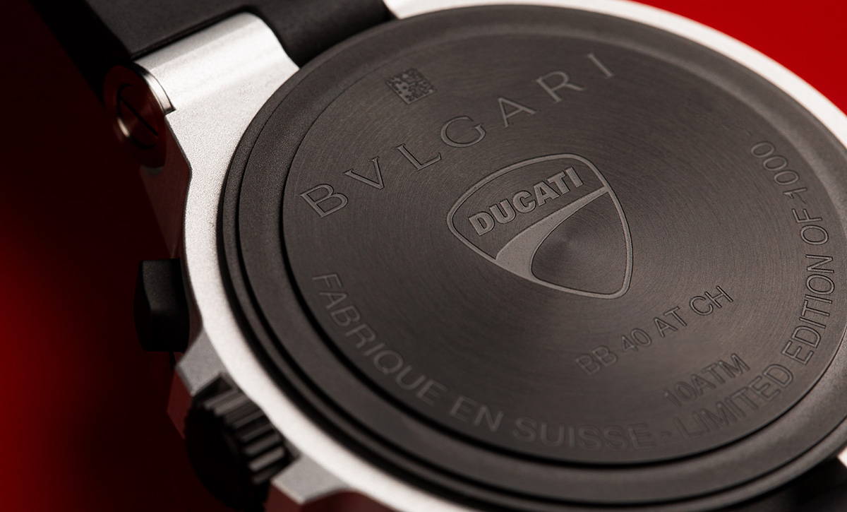 Bulgari Aluminum Ducati Special Edition pozadina kucista