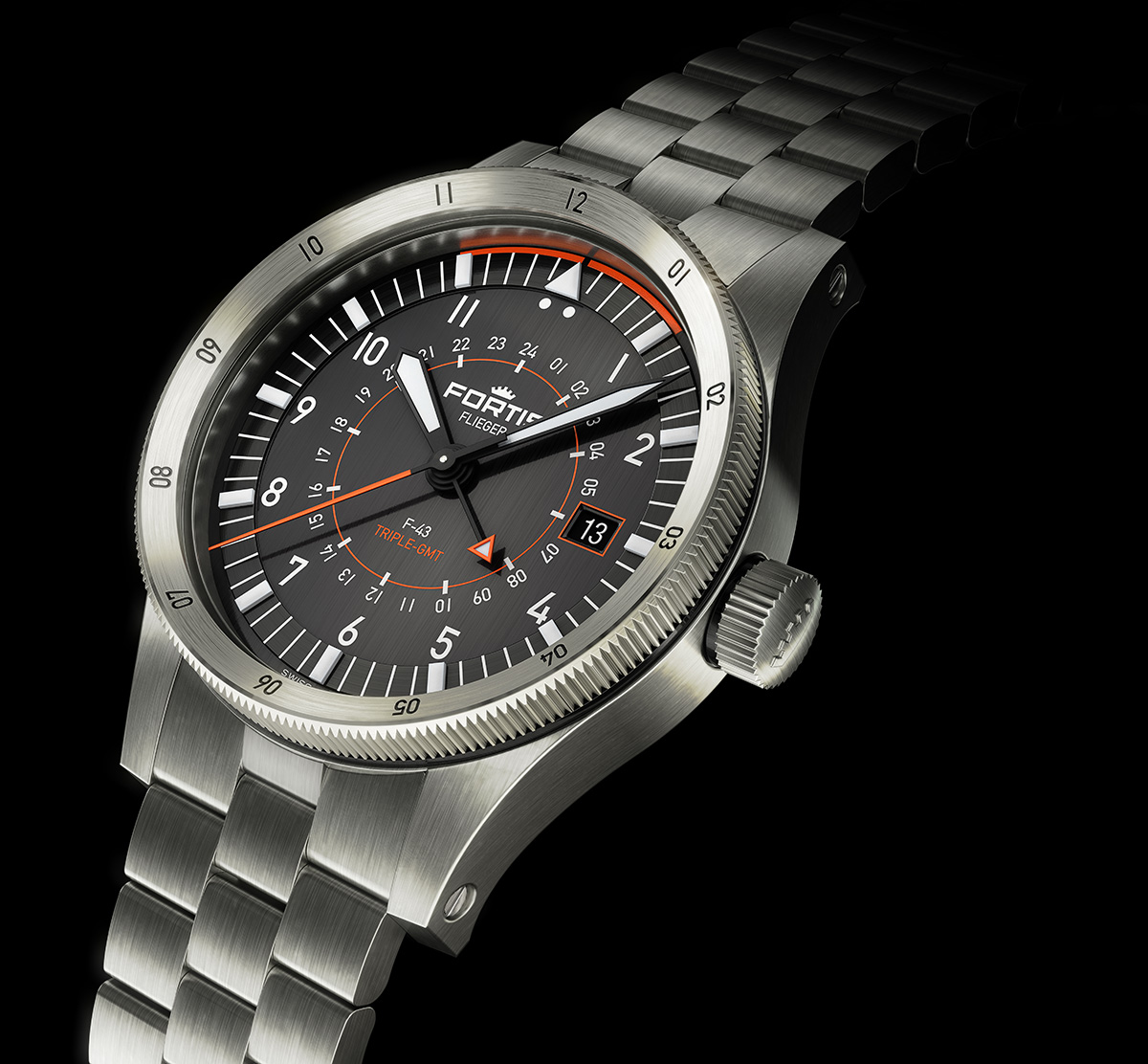 F.426.0000 Flieger F 43 Triple GMT on Block Bracelet Low Crown Side Hres