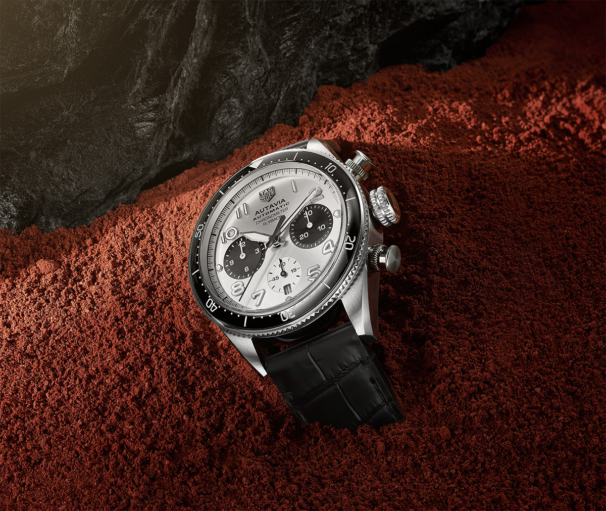 TAG Heuer Autavia 60th Anniversary Flyback Chronograph ambijentalna fotografija