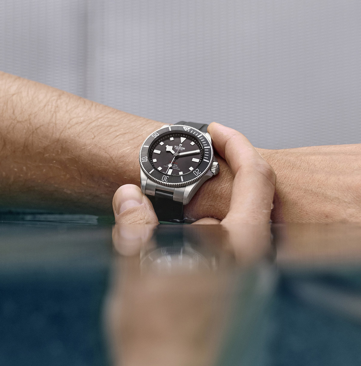 Tudor Pelagos 39 na ruci