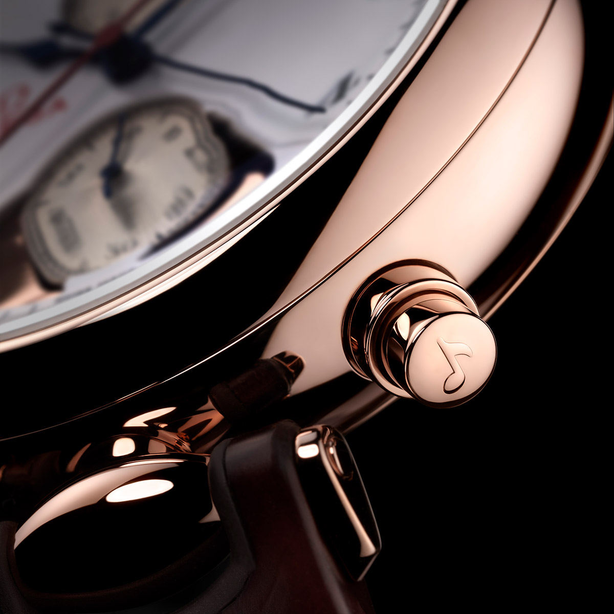 Chrono Chime Olympic close up poussoir
