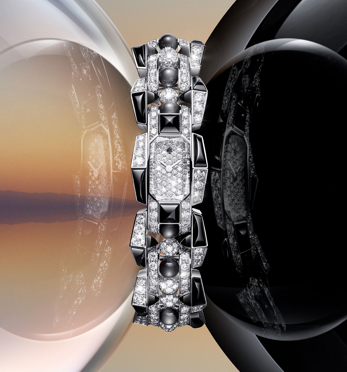 Cartier Clash Unlimited ambijentalna