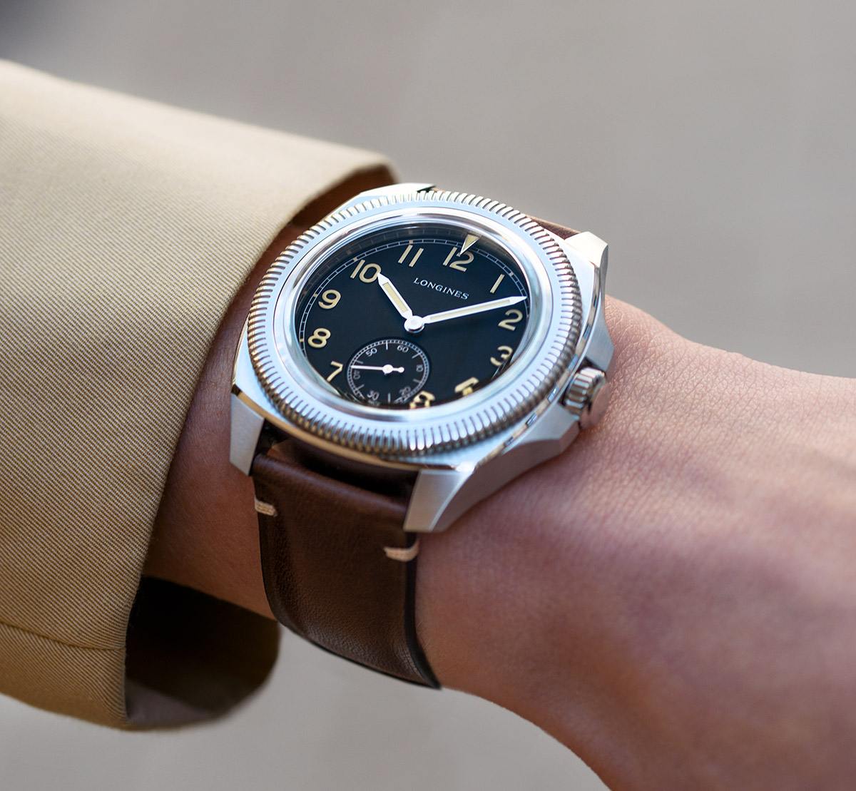 Longines Pilot Majetek na ruci