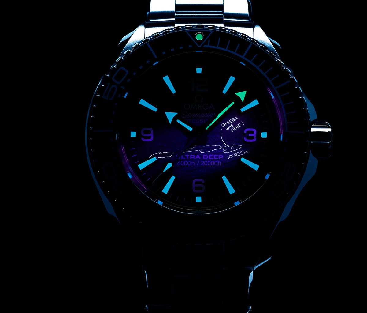 Omega Seamaster Ultra Deep detalj