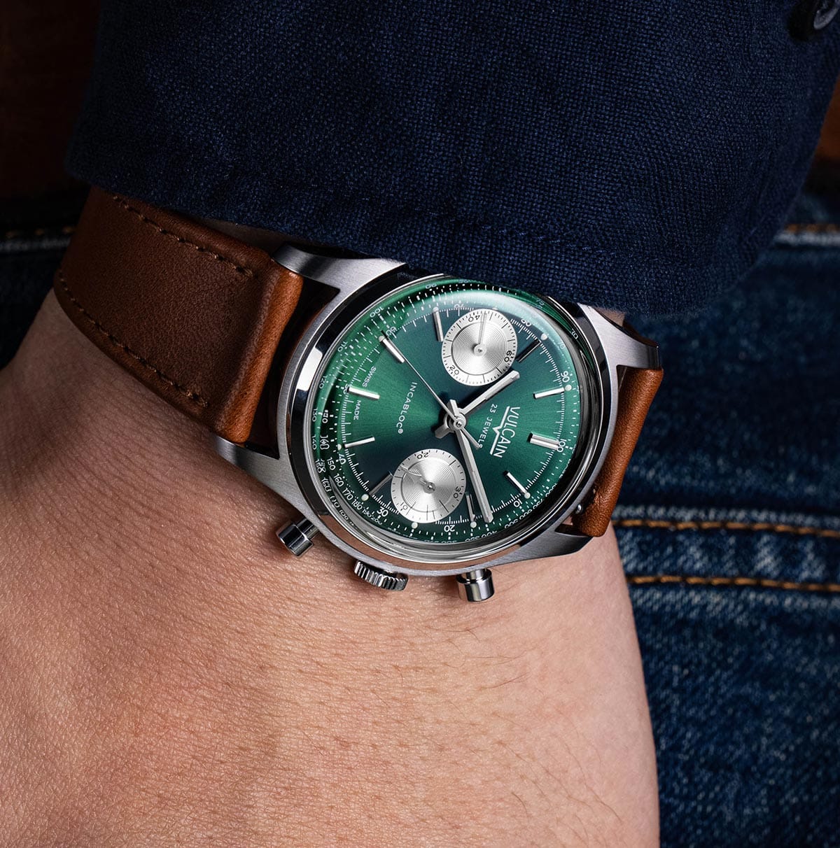 vulcain chronograph1970s na ruci retro