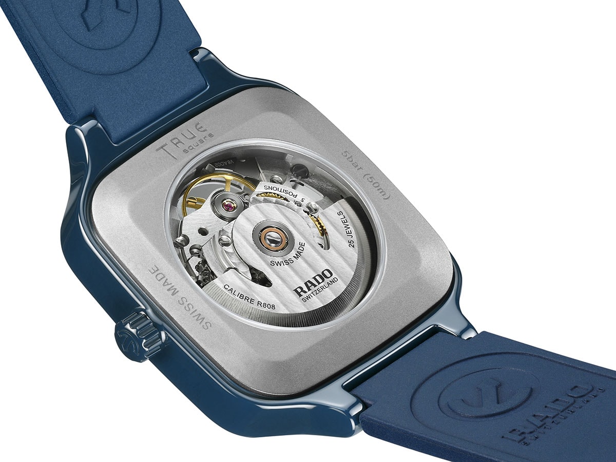 Rado True Square pozadina