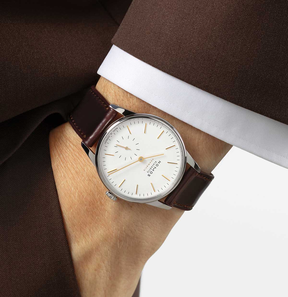 NOMOS Glashuette Orion neomatik dore na ruci 02
