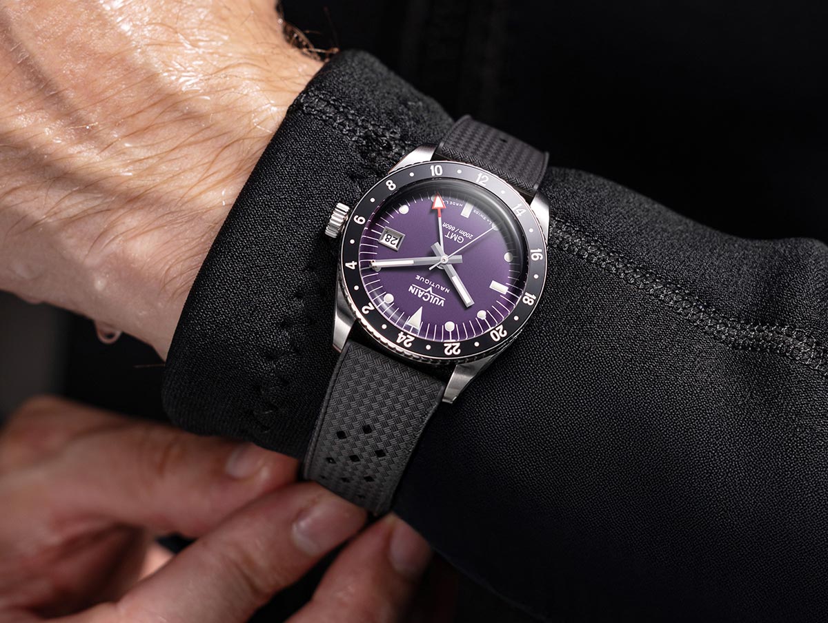 Vulcain Skindiver Nautique GMT Purple na ruci