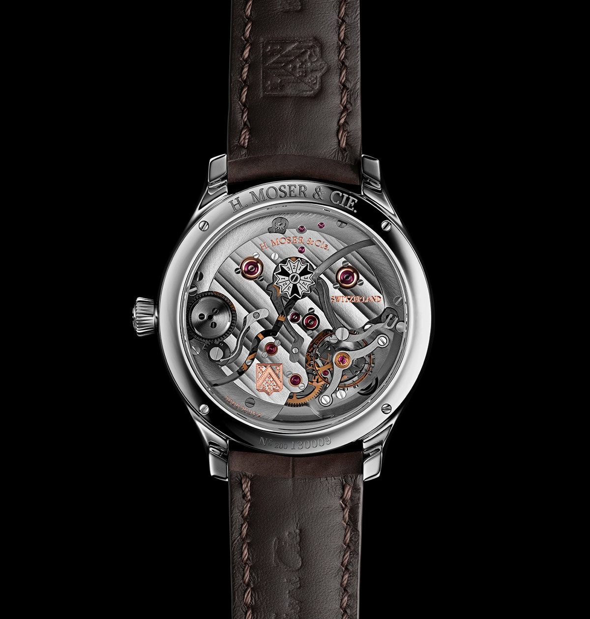 Moser Endeavour Perpetual Calendar pozadina