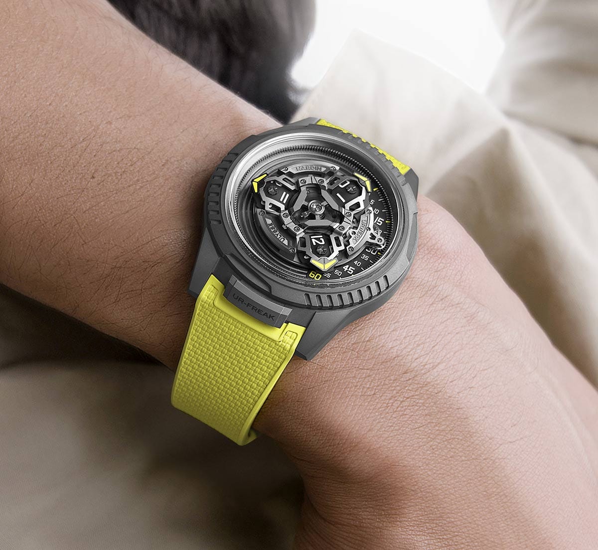 Urwerk x Ulysse Nardin na ruci