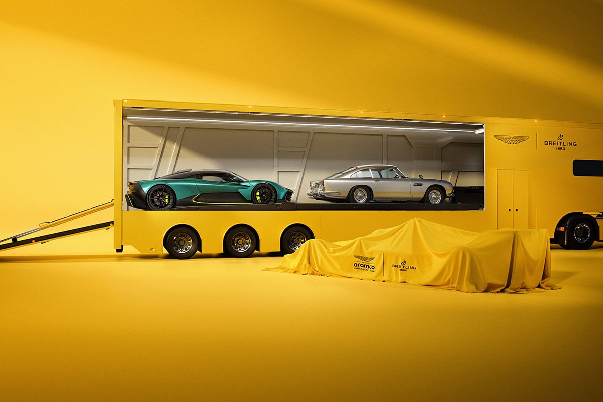 10 Breitling Aston Martin Aston Martin Aramco Formula One Team Reveal RGB 1